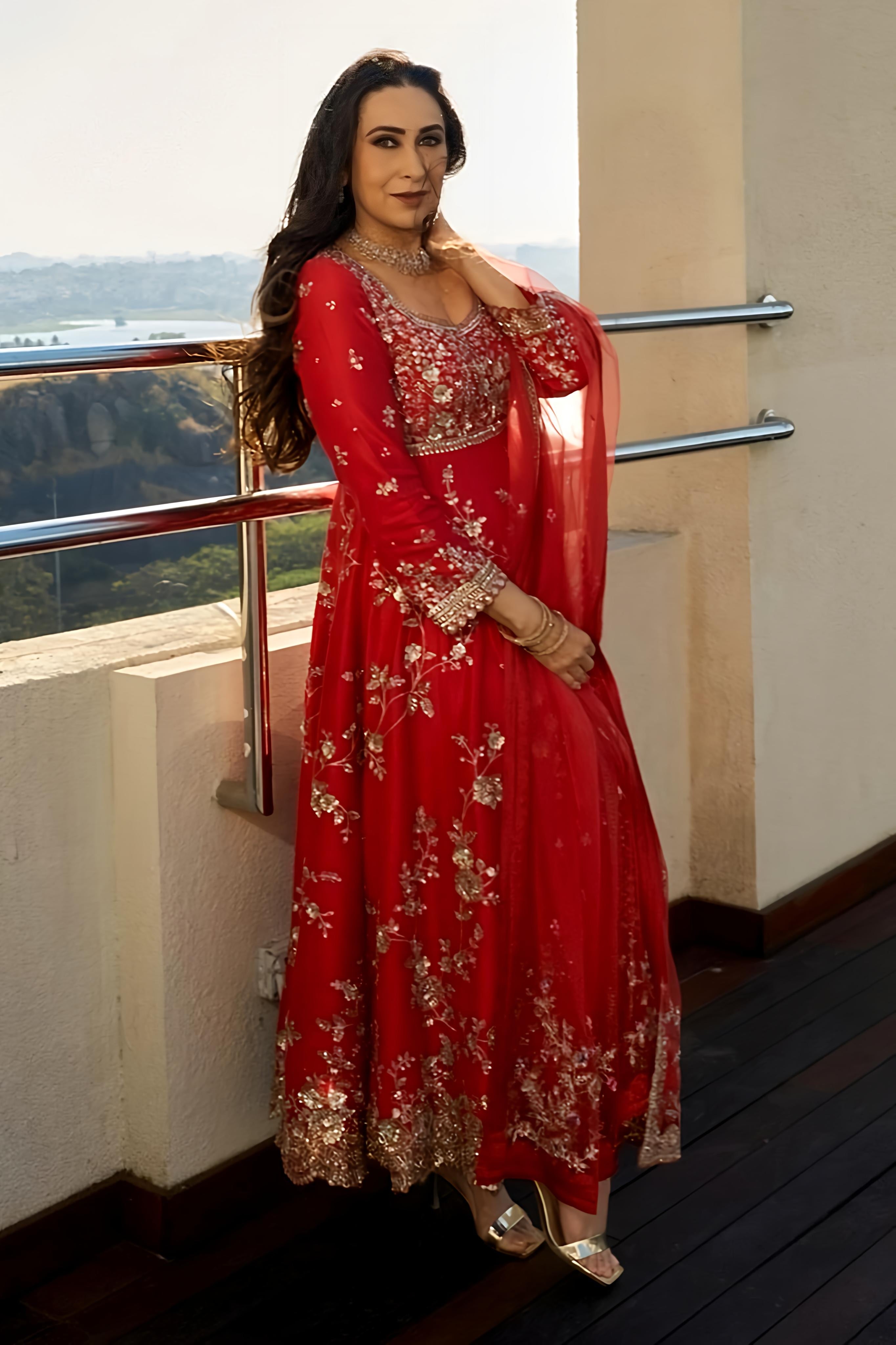 Faux Georgette Embroidery Round Neck Floral Anarkali Set