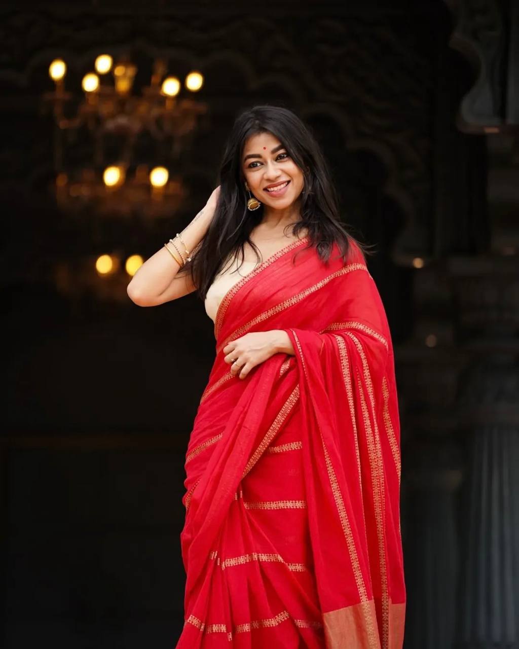 Premium Linen Cotton With Beautiful Elegance Small Lining Saree Red