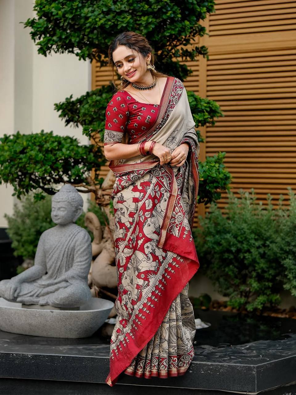 Elephant Design Introducing a Fresh Perspective in Saree