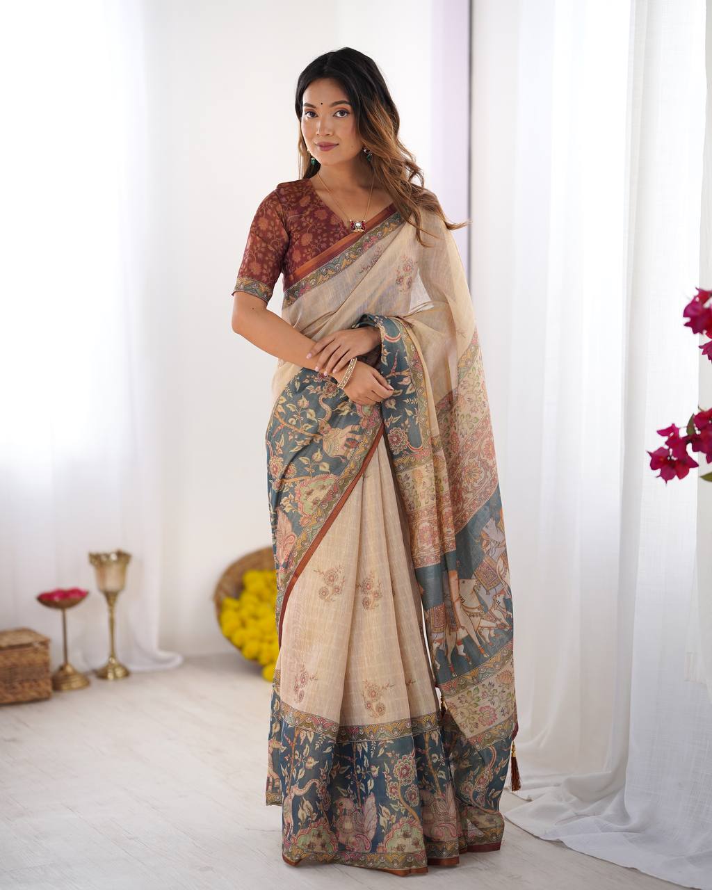 Linen Cotton With Beautiful Elegance Flowers Animal Printed Saree