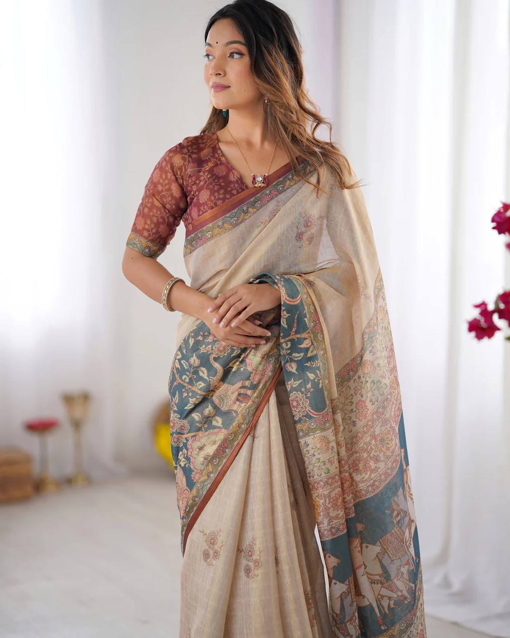 Linen Cotton With Beautiful Elegance Flowers Animal Printed Saree