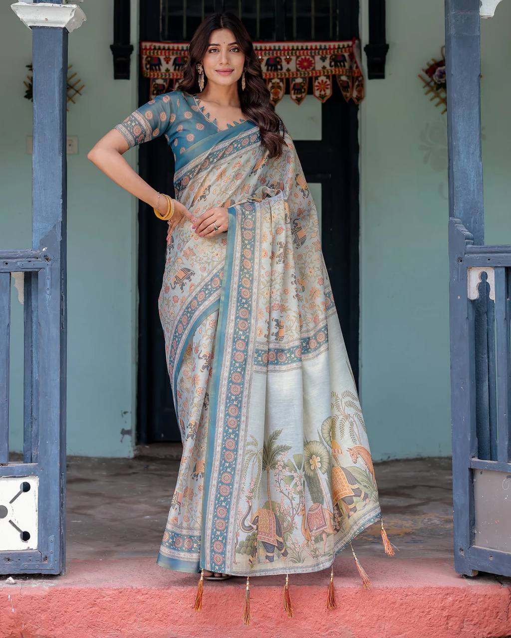 Linen Cotton With Beautiful Elegance Flowers And Animal Digital Printed Saree