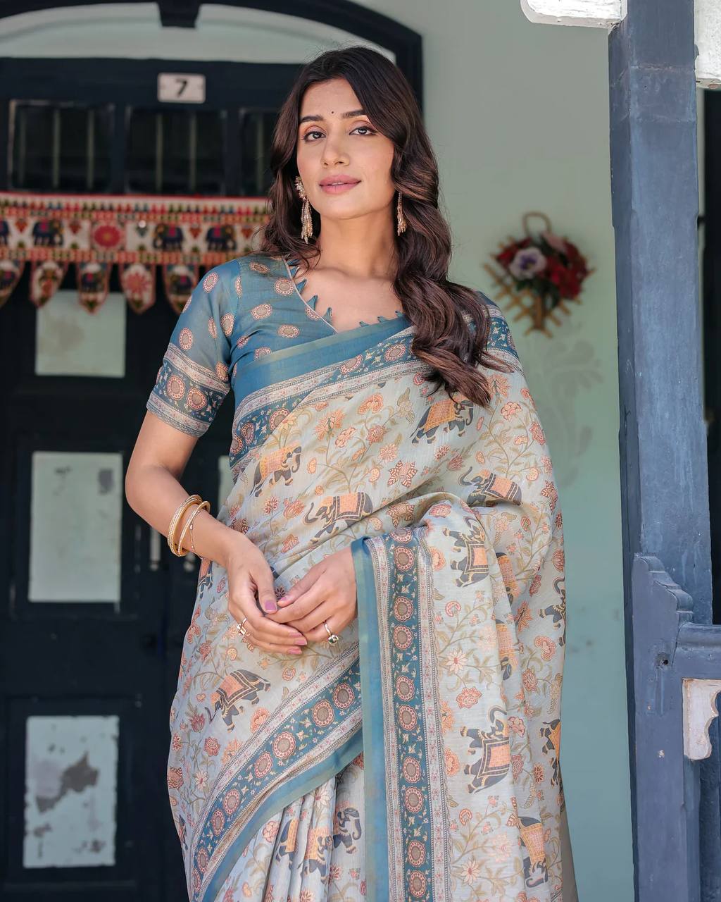 Linen Cotton With Beautiful Elegance Flowers And Animal Digital Printed Saree