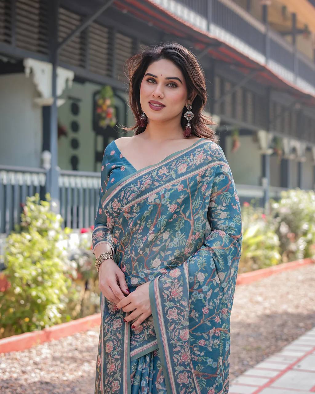 Linen Cotton With Beautiful Elegance Flowers Digital Printed Saree
