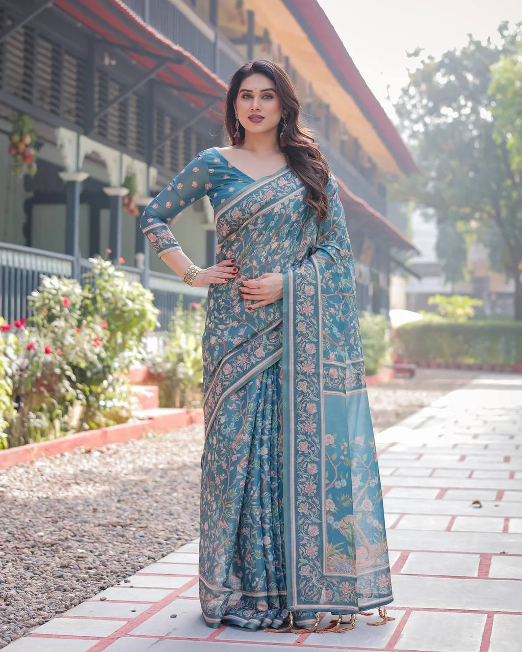 Linen Cotton With Beautiful Elegance Flowers Digital Printed Saree