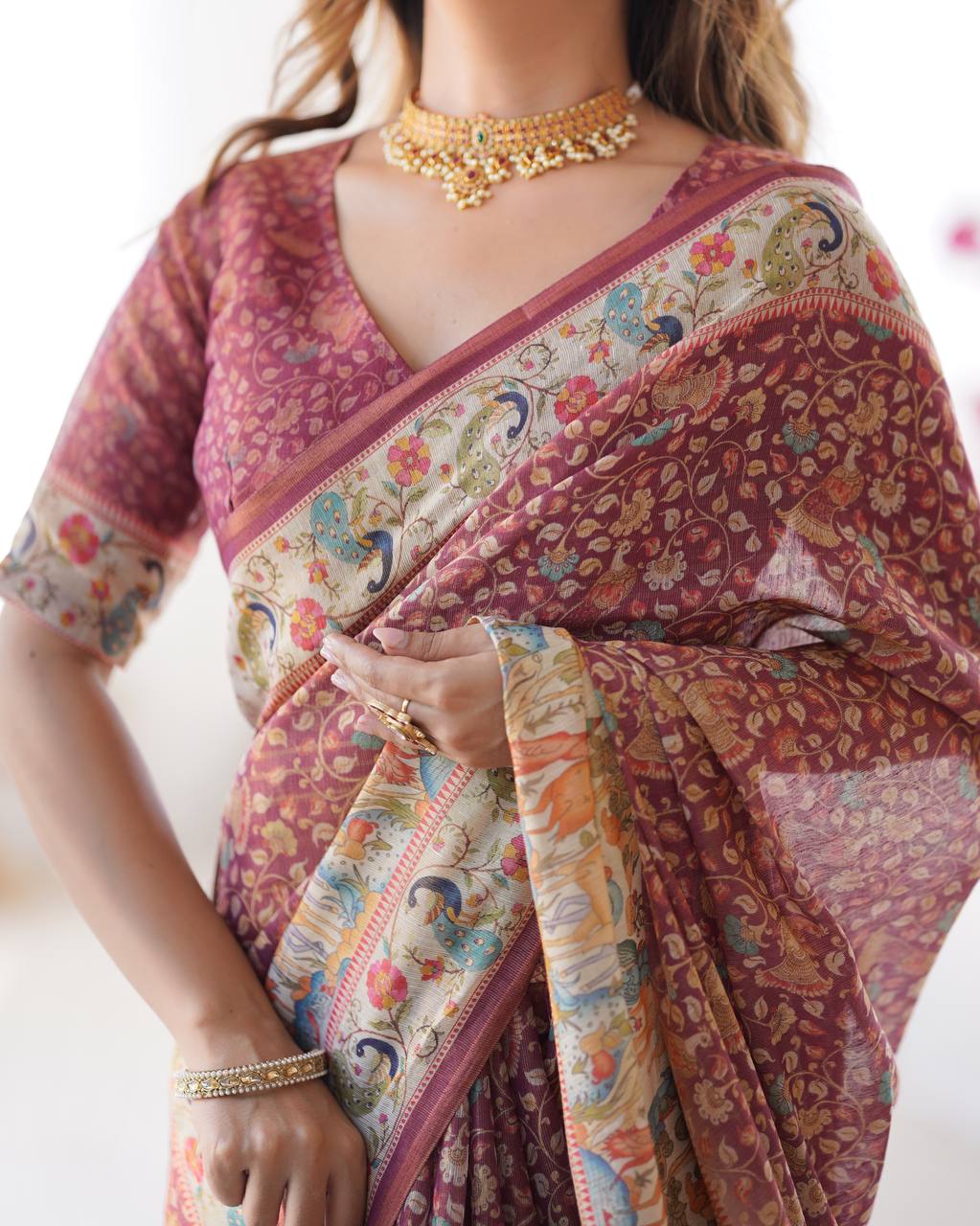 Design Introducing a Fresh Perspective in Saree